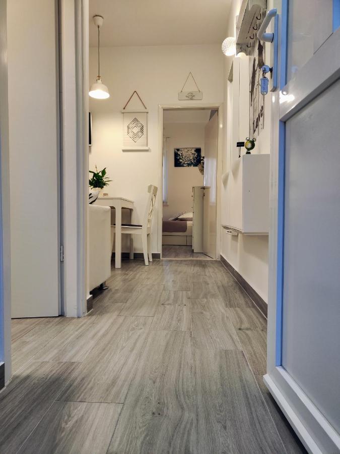 Sea & Sun Apartments 图彻皮 客房 照片
